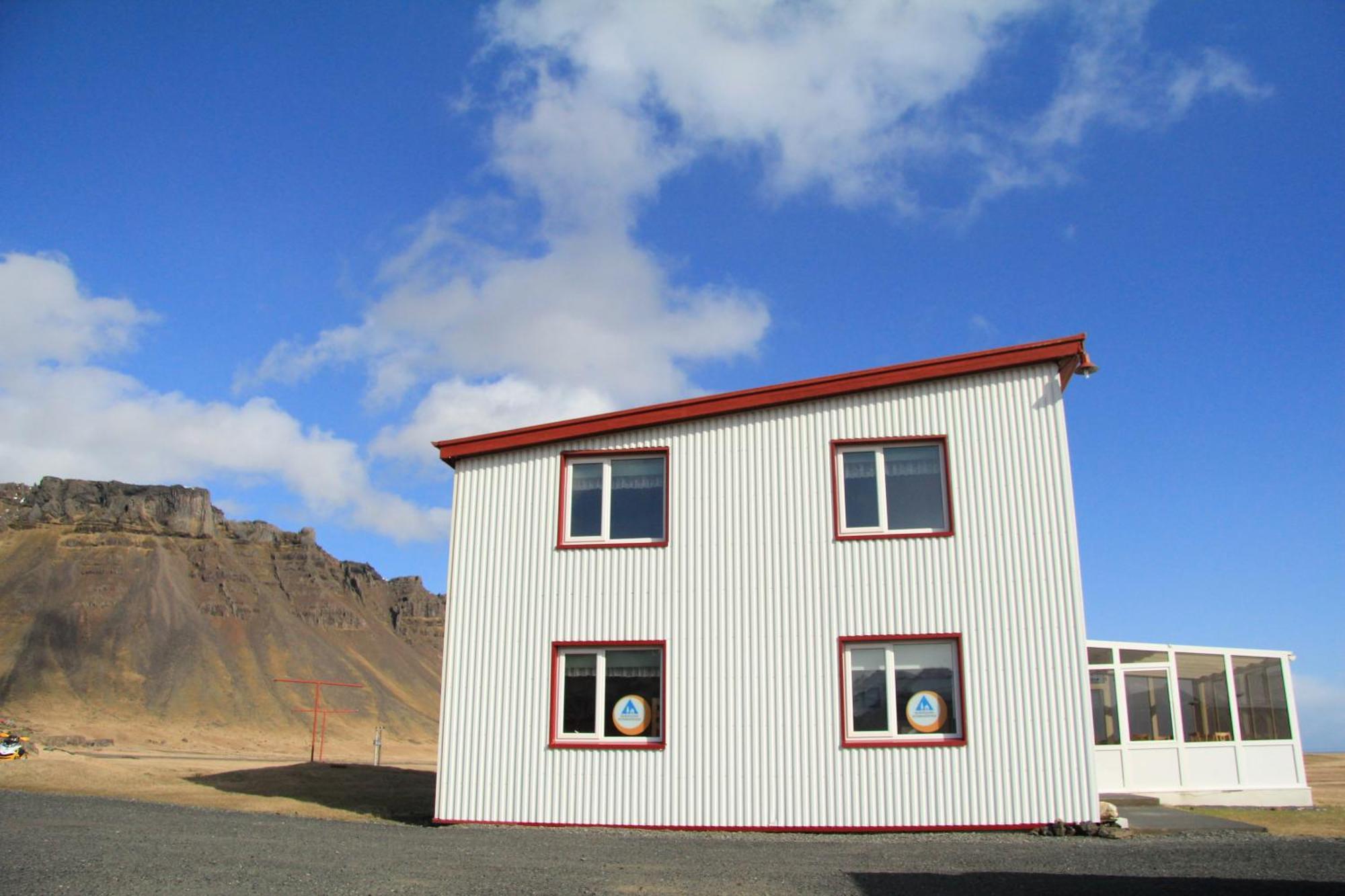 Vagnsstadir Hostel Borgarhöfn Екстериор снимка